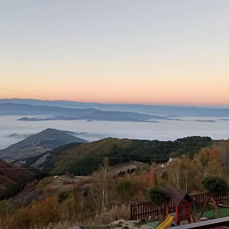 Modern Lux H8 At Milmari 公寓